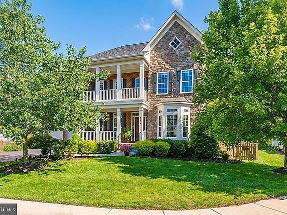 5th image of 42978 Tealbriar Pl