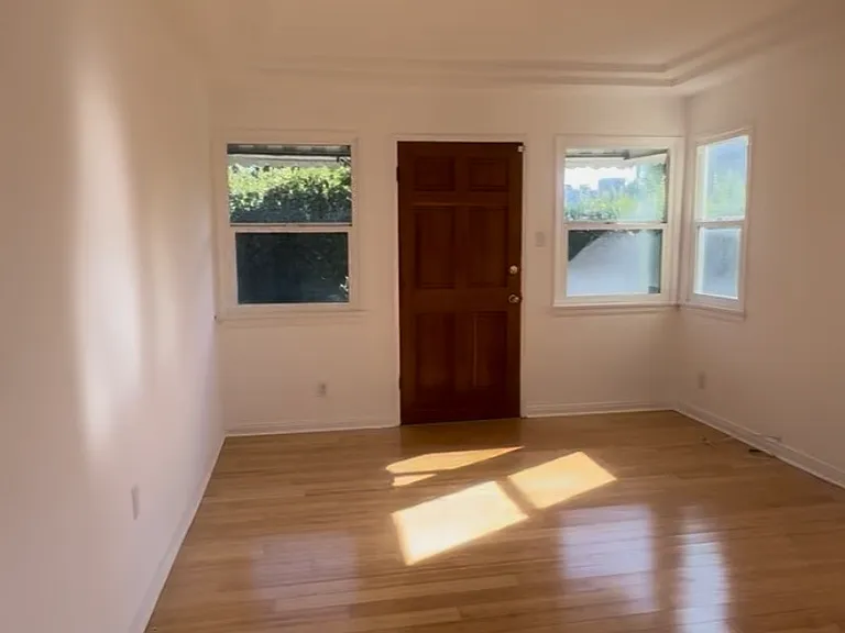 2850 Vineyard Ave — Photo 10