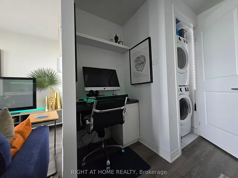 2301 Danforth Ave E #715 — Photo 13