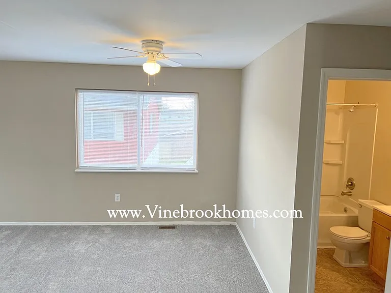 3591 Golden Meadows Ct — Photo 6