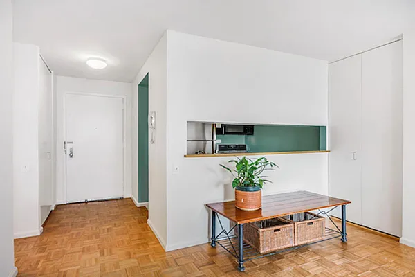 Rented by RSNY Realty | media 4