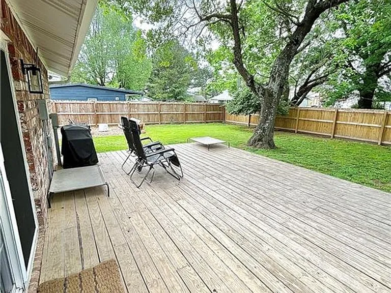 721 S Dockery Ln — Photo 17