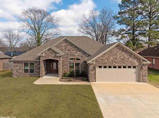 1202 Mule Deer Dr, Jacksonville, AR 72076