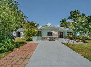717 Virginia Ave, Tarpon Springs, FL 34689