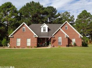 58 Edgewood Ct, Atmore, AL 36502