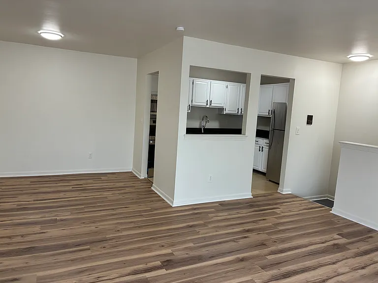 202 Sunset Ln — Photo 10