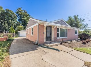 317 S Louis St, Mount Prospect, IL 60056
