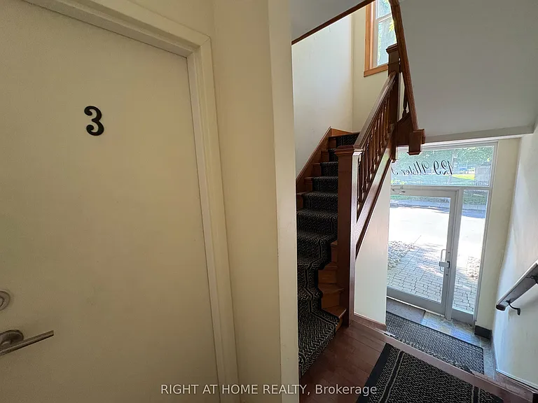 129 Ulster St #3 — Photo 5