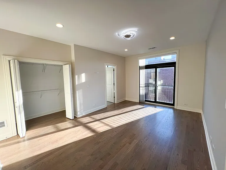 1701 W Chicago Ave #3 — Photo 12