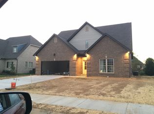 1253 Hensfield Dr, Murfreesboro, TN 37128
