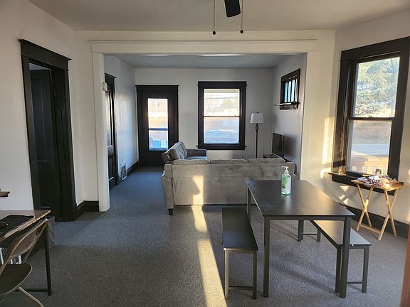 3rd image of 16052 Woodlawn West Ave #1