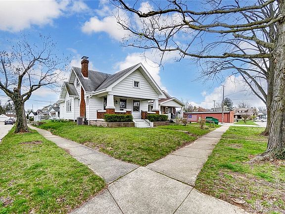 5th image of 2402 Rosemont Blvd