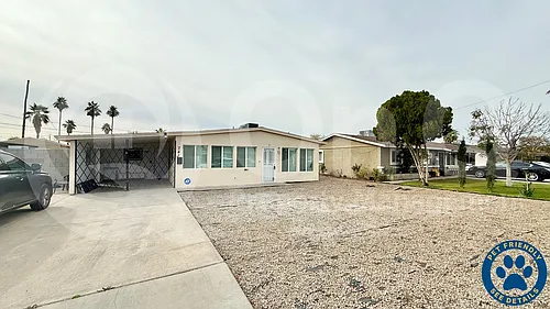 741 E Erie St #1 Photo 1