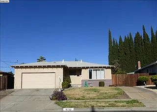 4713 Eisenhower Way photo 1