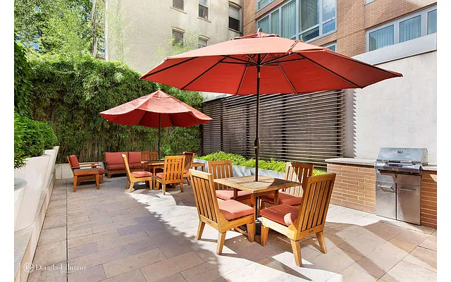 Rented by Douglas Elliman | media 20