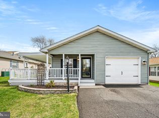 402 Village Way, Royersford, PA 19468