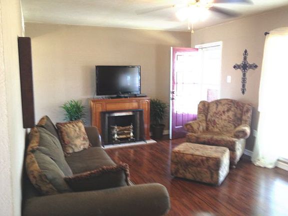 2nd image of 4221 Durango Ave