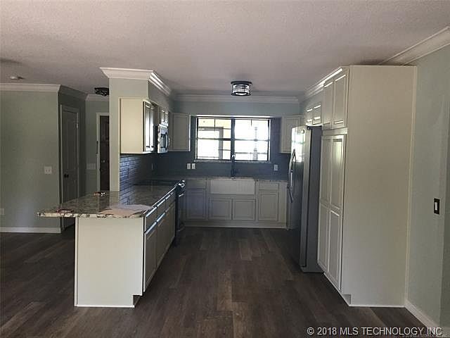 2nd image of 602 E Madison Ave
