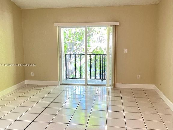 4th image of 11503 NW 44th St #11503
