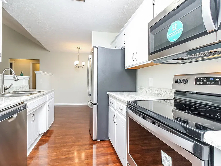 615 Zellwood Dr — Photo 8