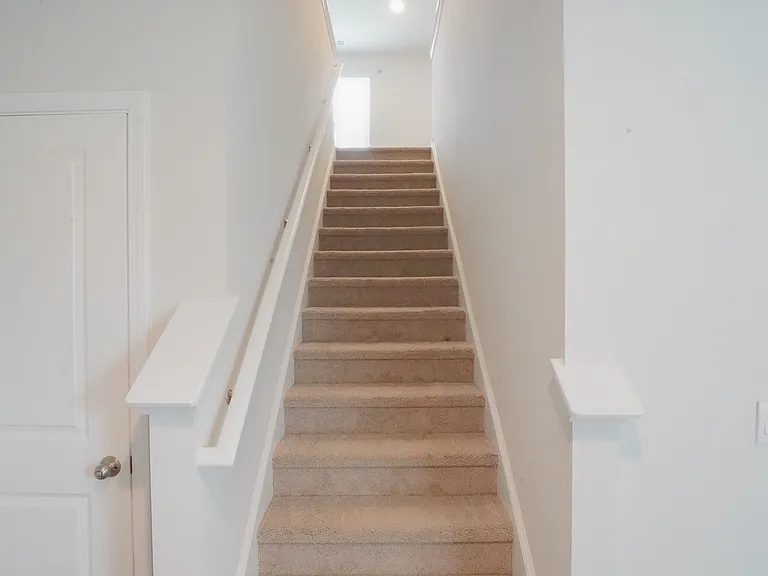 435 Coconut Dr — Photo 9