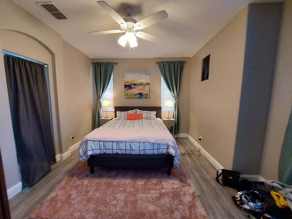 1st image of 50 Sheen Ct