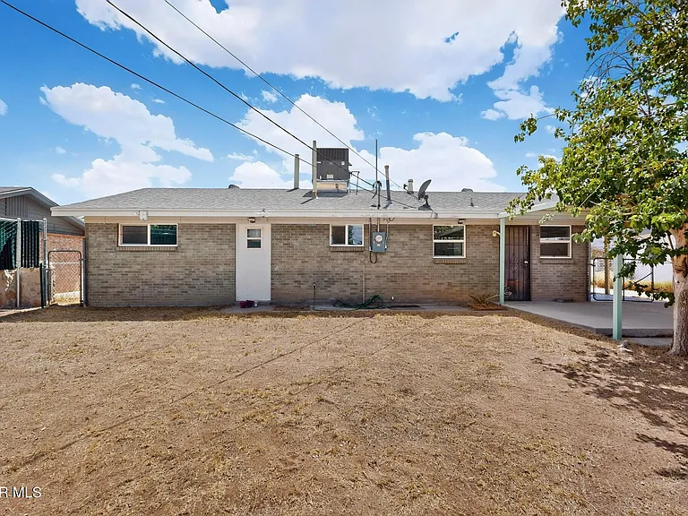 9545 Verbena Dr — Photo 37