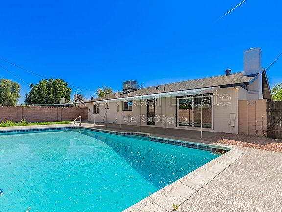 2nd image of 1102 E Alameda Dr