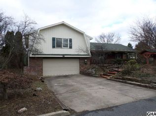 4404 Winthrop Dr, Harrisburg, PA 17112