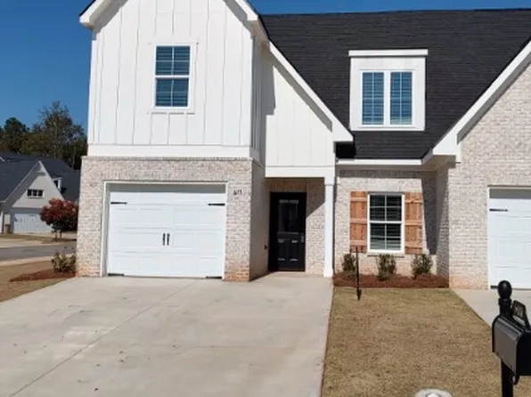 611 Thornberry Dr, Auburn, AL 36830