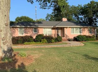 1106 Anderson Dr, Williamston, SC 29697