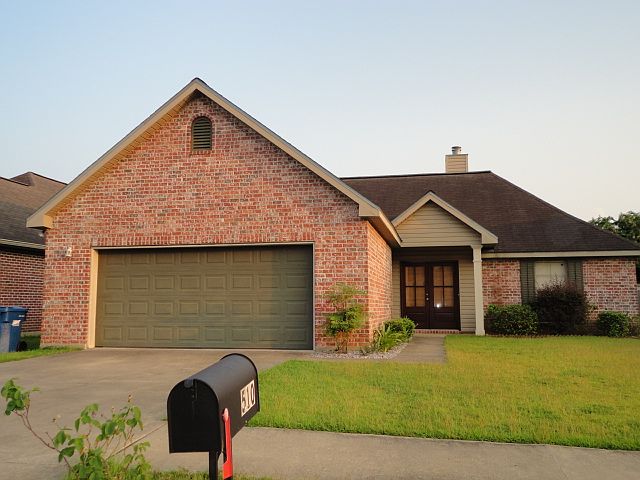 1st image of 510 Lodge Dr