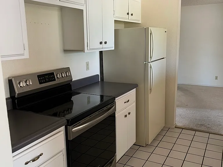 471 E Cascada Rd — Photo 6