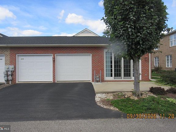 3rd image of 618 Observatory Dr