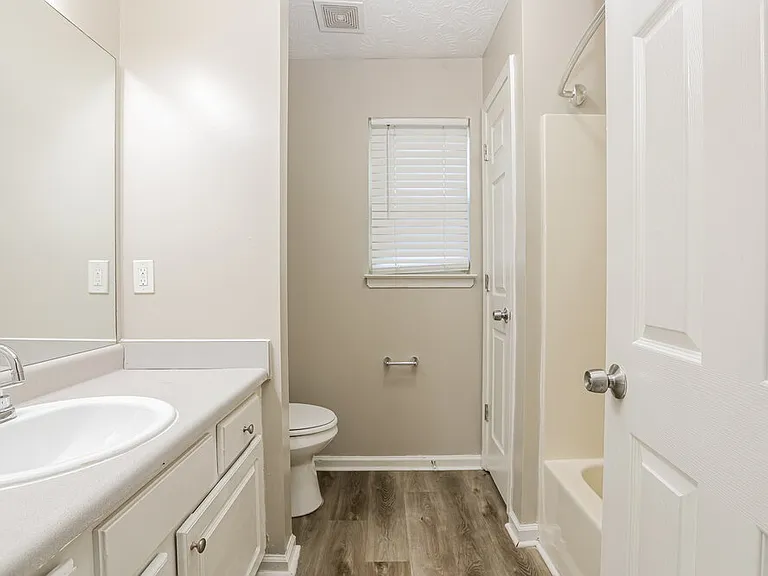54 Virginia Heights Dr — Photo 11