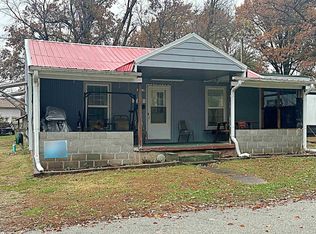 701 Sunset Ave, Washington, IN 47501