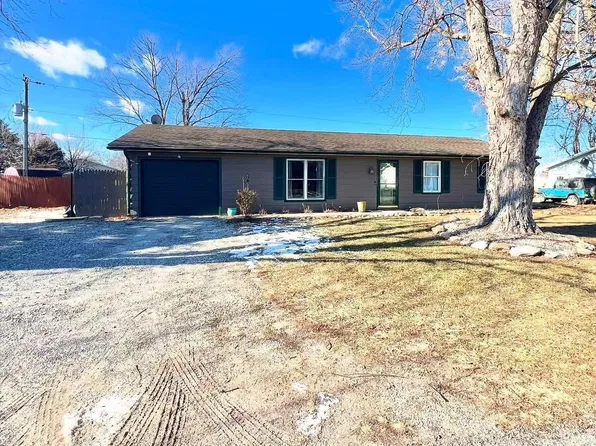 626 S Kerkhoff Ave, Otterbein, IN 47970