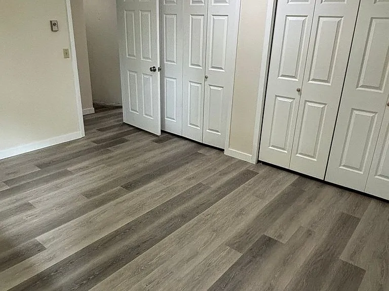 Willowbrook Apartments — Photo 28
