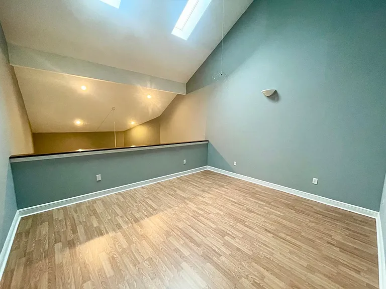 18 Charleston Cir — Photo 20