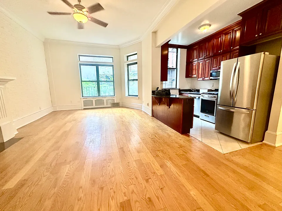 353 W End Ave #2