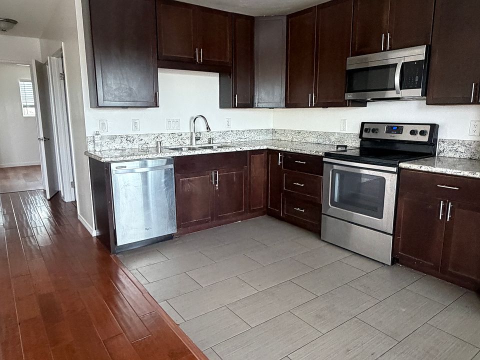1st image of 1195 34th St APT 6