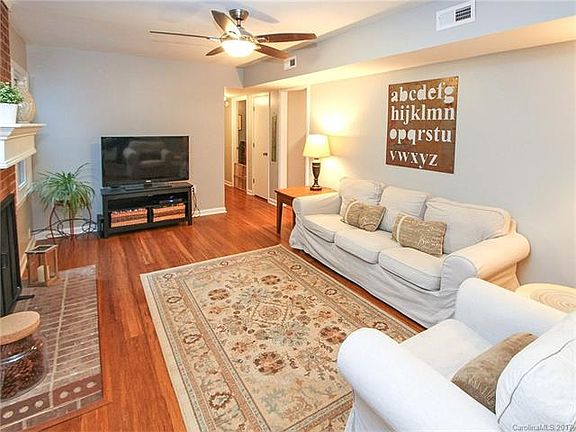 2nd image of 7640 Winterset Dr