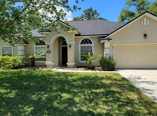 329 Maplewood Dr, Saint Johns, FL 32259