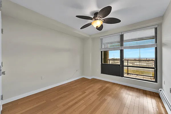 Sold by REMAX Elite | media 8