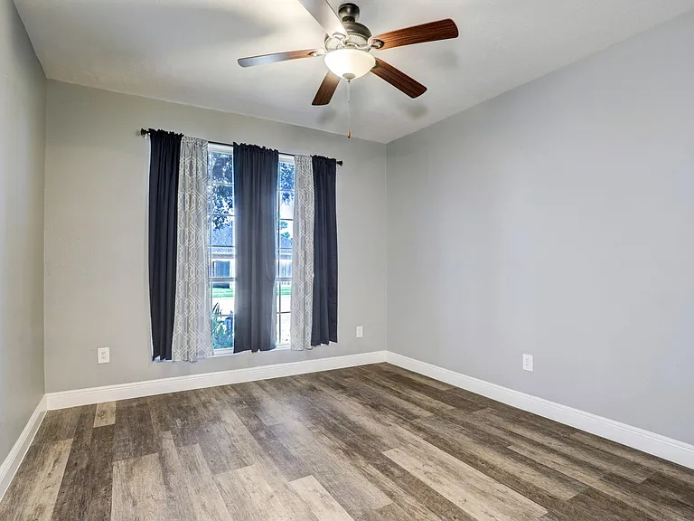 3808 Armand Dr — Photo 3