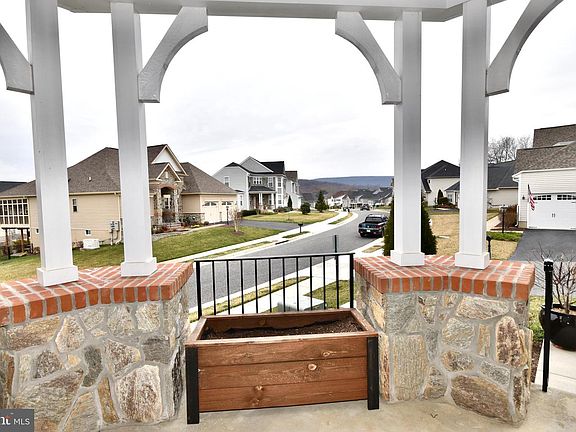 4th image of 35841 Lily Mill Ln