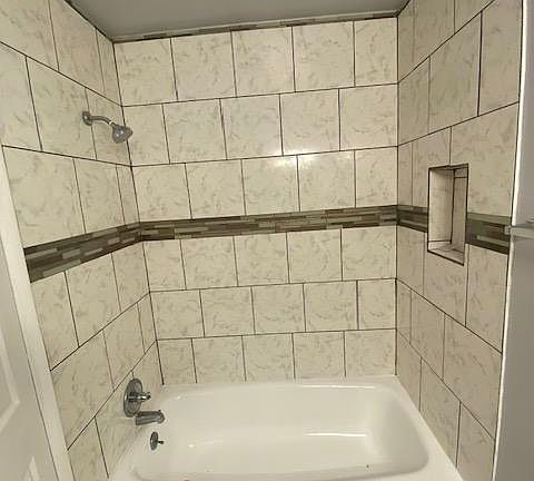 5th image of 7200 Donnell Pl APT D2
