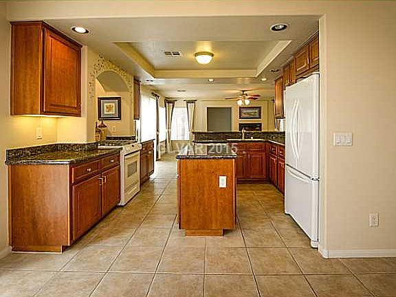 3rd image of 10683 Salmon Leap St