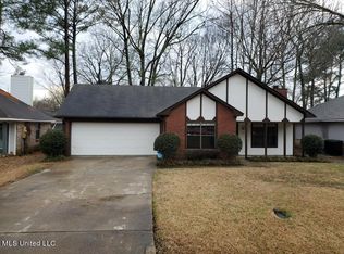 125 Riverbend Dr, Byram, MS 39272