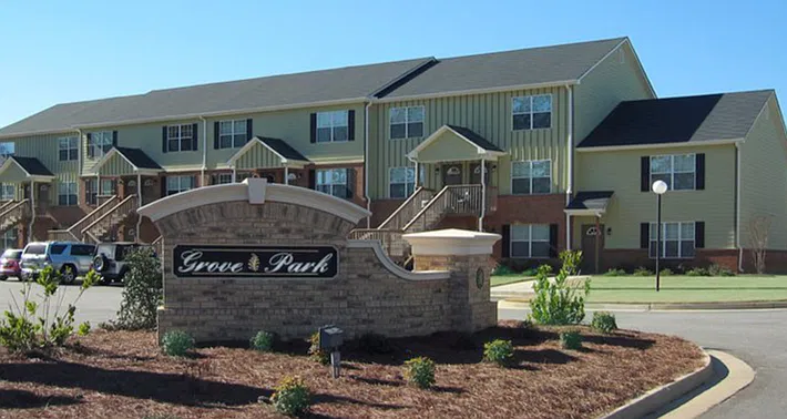 2 bed, 2.5 bath, 1120 sqft, $1,250 — Photo 1